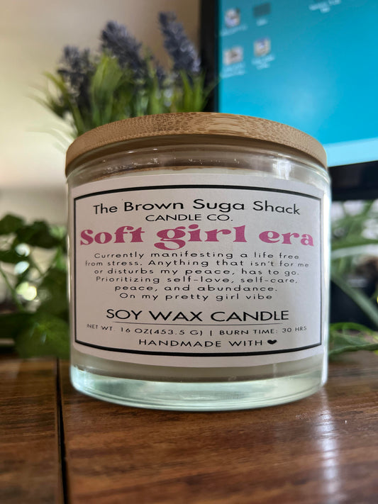 Three Wick Soy Wax Candle: Endless Weekend  ❤️ Fresh Linen ❤️ Love Spell